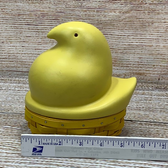 Longaberger Peeps Candy Dish Basket Yellow Ceramic Lid 2012 VLP Signed - Picture 8 of 10